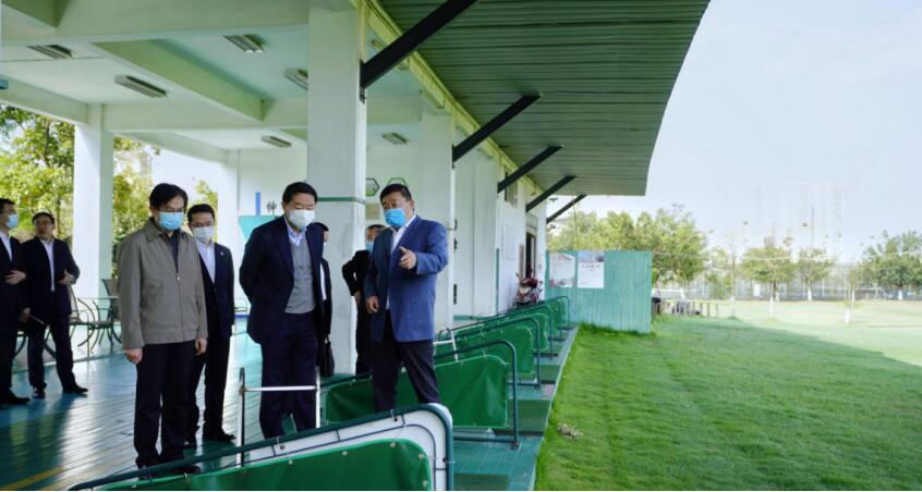 鸿运国际集团党委书记、董事长任丁率队考察四川旅游学院