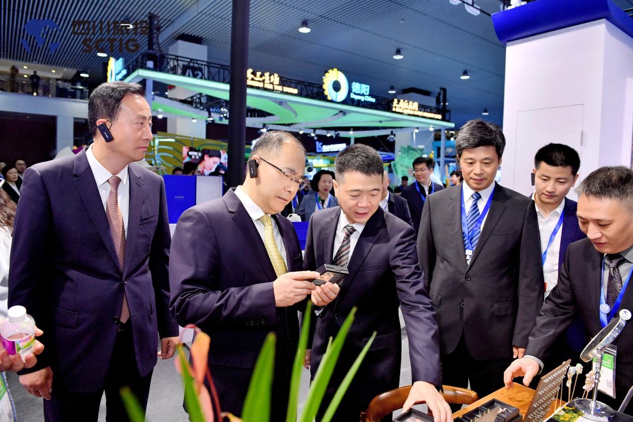 “1+4+N”文旅融合亮点纷呈！四川鸿运国际精彩亮相第十一届四川国际旅游生意展览会